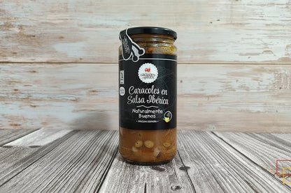 Caracoles de Gredos en salsa ibérica, conserva gourmet con embutidos ibéricos